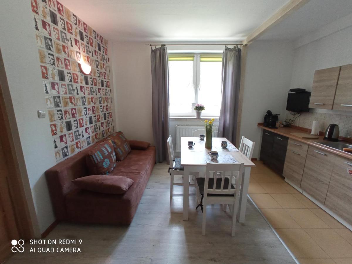 Domek I Apartamenty Stokrotka كرينيتسا زدروي المظهر الخارجي الصورة